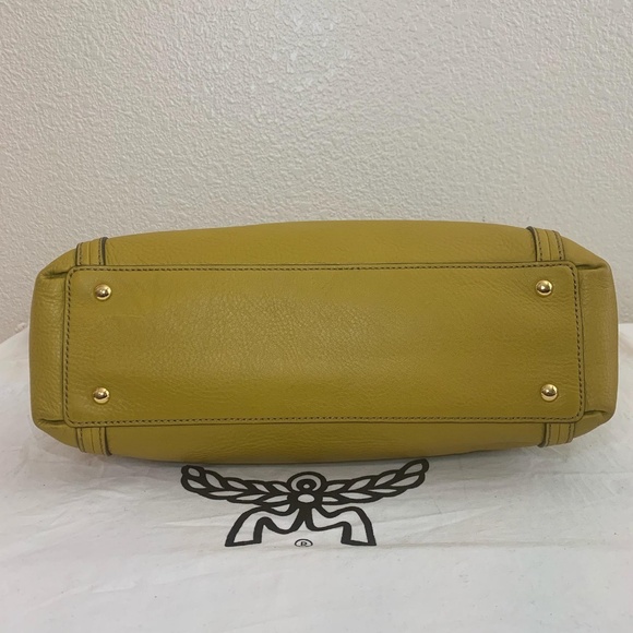 MCM Green Handbag/Crossbody Bag Authentic - Picture 4 of 8